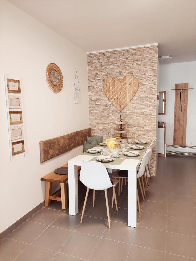 Newhome Nicole Премантура Екстериор снимка