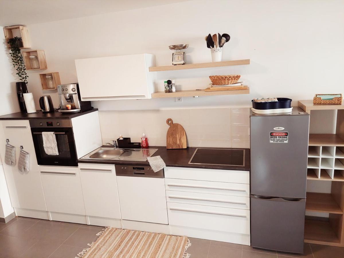 Newhome Nicole Премантура Екстериор снимка